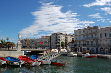 canal de Sète et ses embarcations