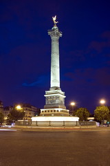 Fototapeta premium Bastille la nuit