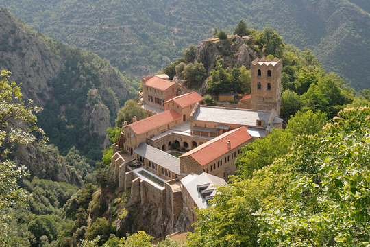 saint martin du canigou