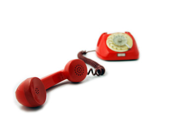 Telefono rosso - cornetta stesa - focus speaker