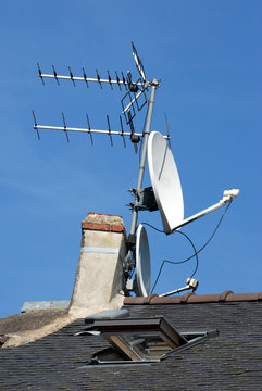 Antenne et parabole
