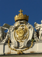 Reichskrone und Wappenschild, Wien