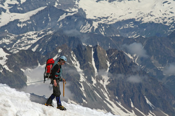 Naklejka na ściany i meble Alpiniste à l'Aiguille du Midi