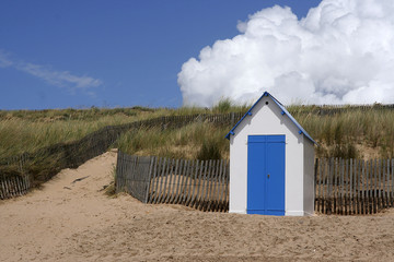 Cabane sur la plage de Saint-Gilles-Croix-de-Vie