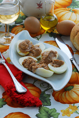 Uova sode al tonno - Antipasti