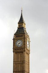 Fototapeta na wymiar Big Ben, clocktower of the English parliament