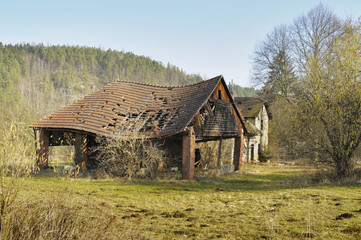 Obraz premium Ramshackle rural structure