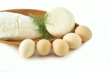 some cottage cheese and eggs