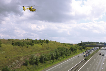 Luftrettung - Hubschrauber im Anflug