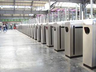 Composteurs en gare