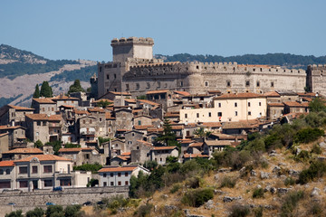 sermoneta castle
