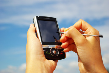 hands with communicator