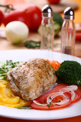 Roasted chicken fillet with vegetable salad