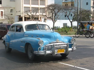 Afwasbaar Fotobehang Cubaanse oldtimers Amerikaanse auto