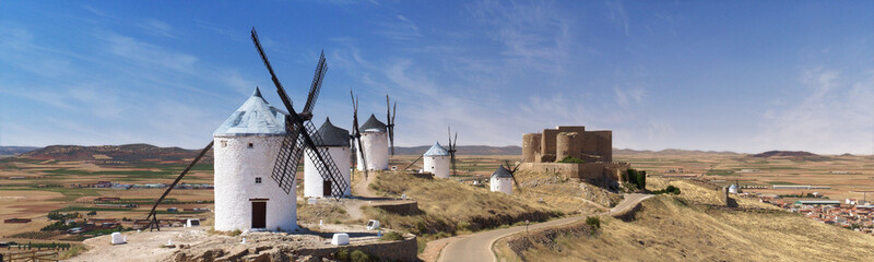 Panorama des moulins de Don Quichotte