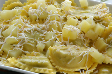 Maultaschen con patate e ricotta affumicata - Primi Trentino