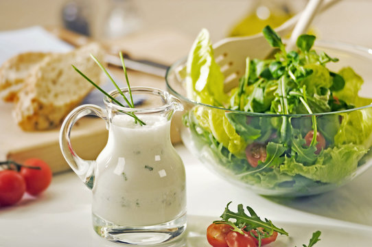 Vegetable salad and dressing