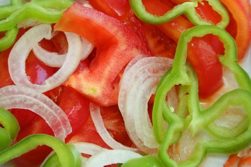 Tomato, pepper and onions salad