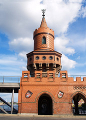 Oberbaumbrücke Turm von vorn