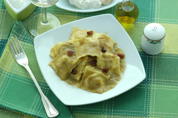 Tortelli ripieni al cicorino - Primi Emilia Romagna