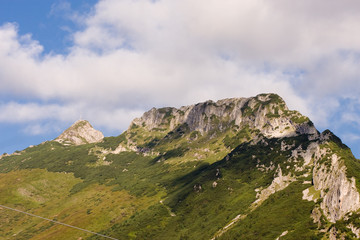 Obraz premium mountain cable car in the Tatra mountains in Poland