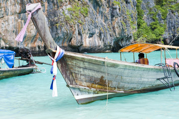 Longtail boat, Phi Phi