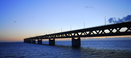Obraz premium Oresund Bride in Malmo, Sweden