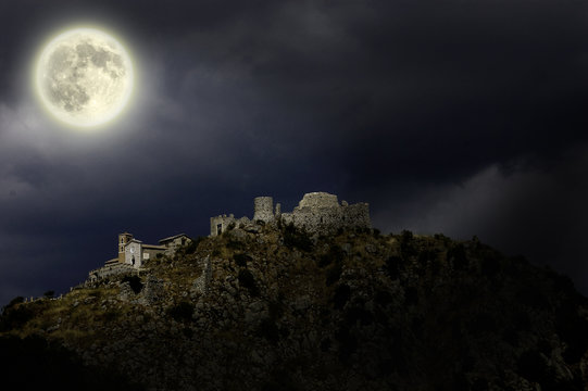 Rocca Tolfa by night