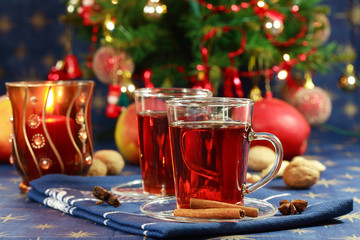 Hot drink with Christmas cookies