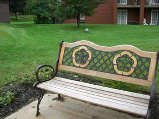Banc dans un jardin