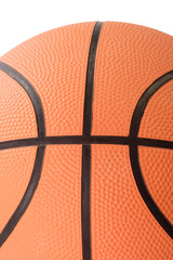 Detail eines Basketballs auf hellem Hintergrund