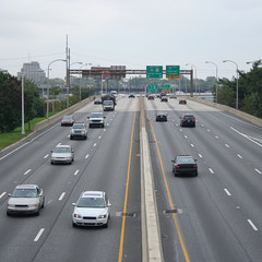 vehicles on freeway near Philadelphia