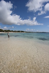 Pescando solo, Mauricio