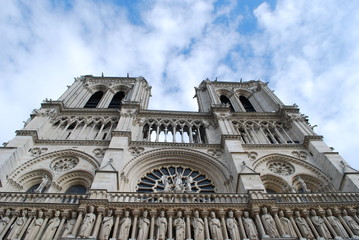 notre dame towers