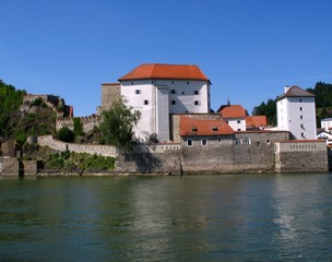 Fototapeta na wymiar Veste niski w Passau