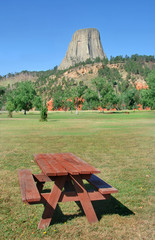 An empty picninc table by Devil's Tower Monument in Wyoming.