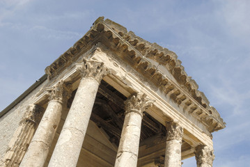 Fototapeta premium Historic Roman temple of August in Pula, Croatia