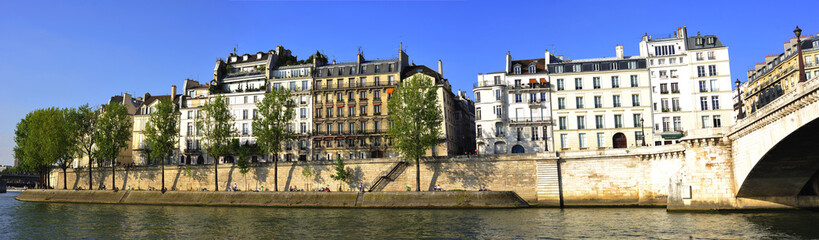 Fototapeta na wymiar France, Paris: Panoramic city view with Seine river
