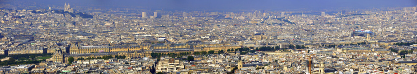 France, Paris: panoramic city view with louvre