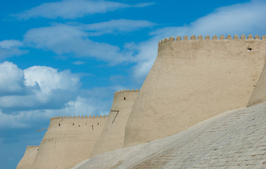 Fototapeta na wymiar Ściany starożytnego miasta Chiwa, Uzbekistan