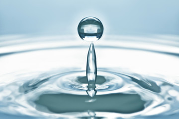 Fototapeta na wymiar Close-up of transparent drops of water