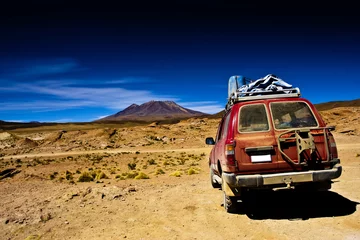 Poster Bolivia , dramatic landscape, jeep desert and mountain © tiero