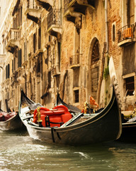 Traditionele gondelrit in Venetië