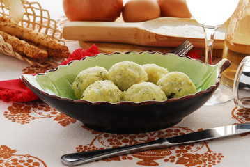 Malfatti di ricotta e spinaci - Primi Lombardia