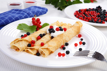 Pancakes with fruits