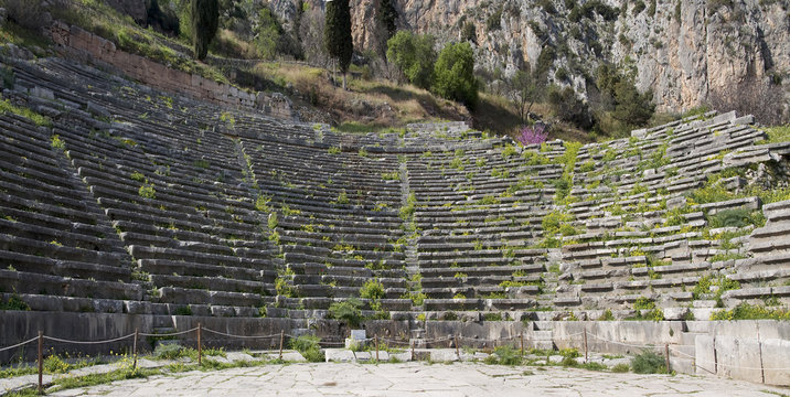orchestra del teatro de delfos