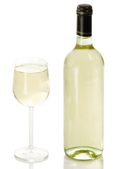 Weinflasche und Glas