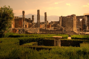 Ruins of Pompeii - obrazy, fototapety, plakaty