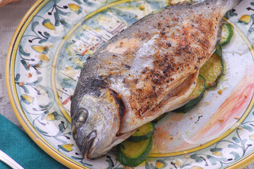 Orata con le zucchine - Secondi di pesce