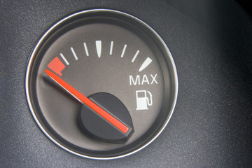 Fuel Gauge Reading Empty